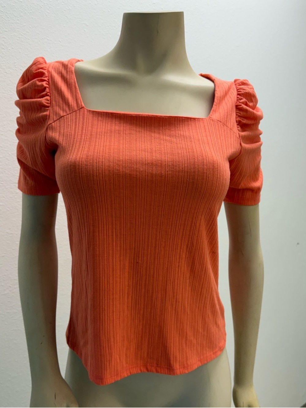 W5 Coral Ribbed Square-Neck Puff Sleeve Top